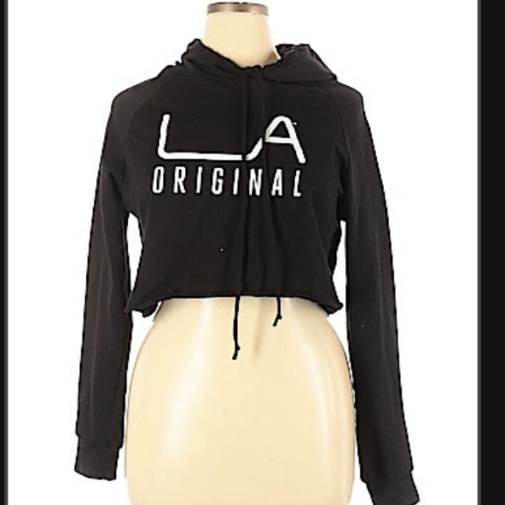 Cropped black hoody